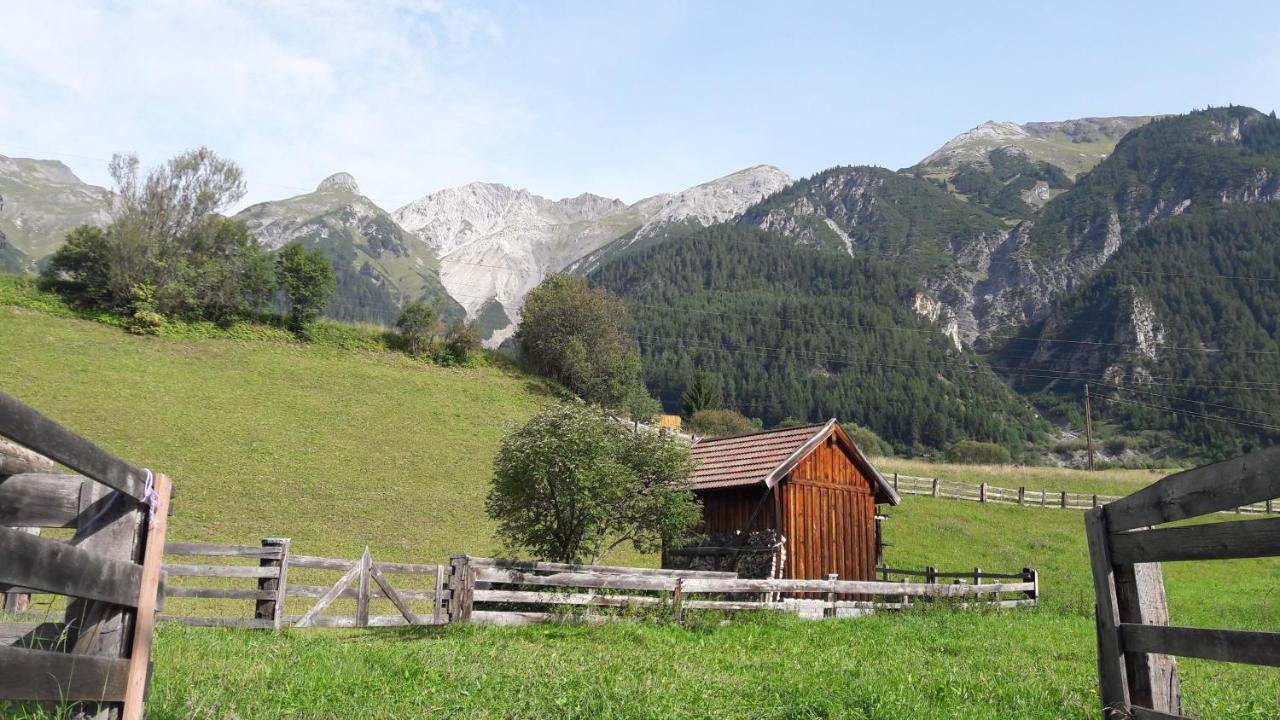 Hotel Schwarzer Adler Pettneu am Arlberg Exterior foto